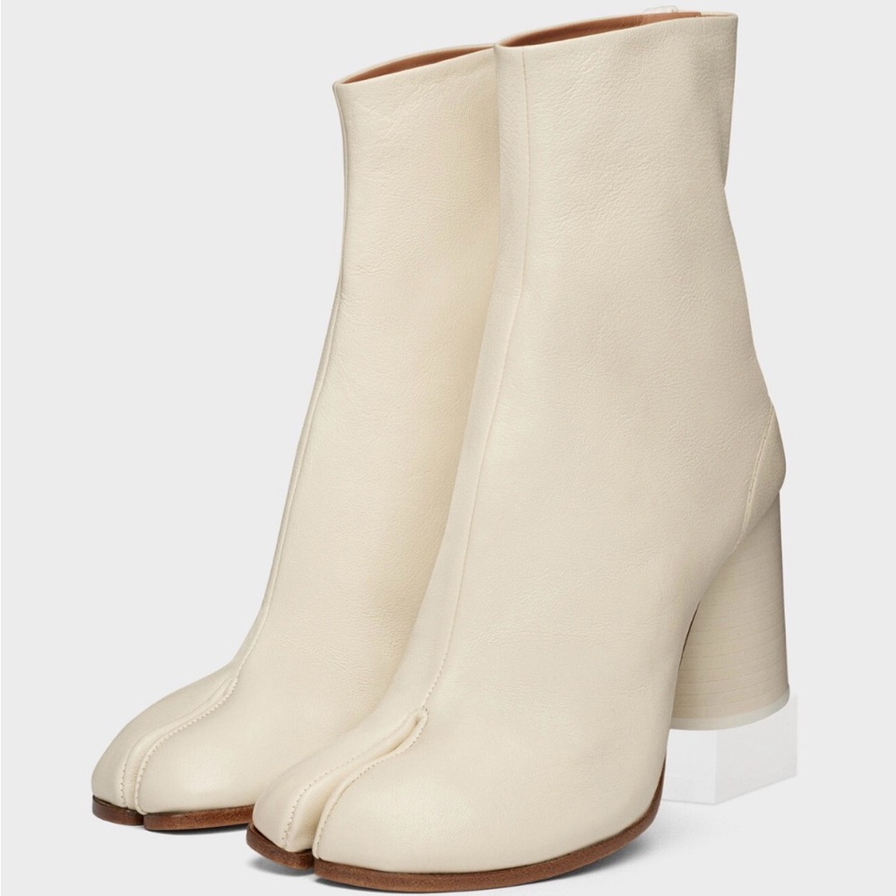 Maison Martin Margiela Off-White TABI Boots US Size 9